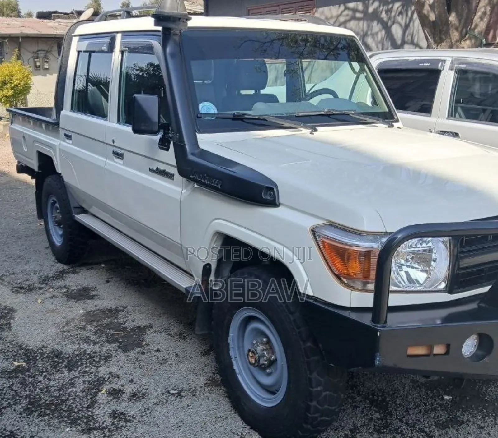 Toyota Land Cruiser 2021 White