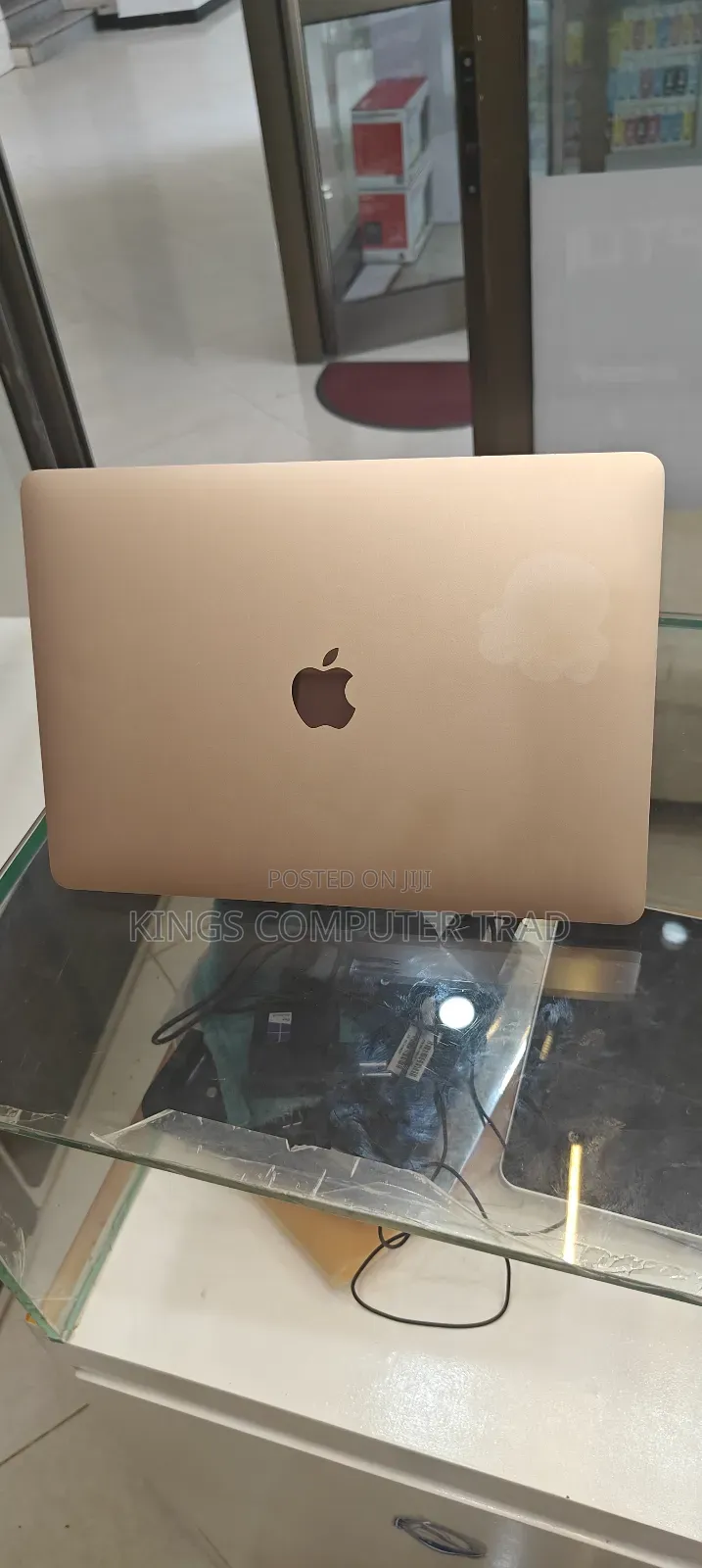New Laptop Apple MacBook Air 2020 M1 8GB Apple M1 SSD 256GB