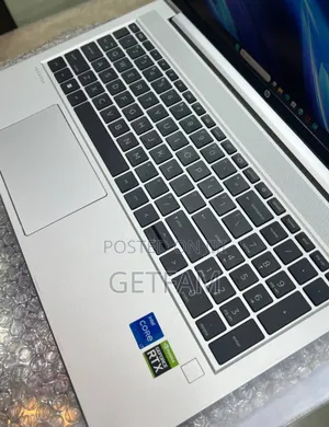 New Laptop HP Pro X2 612 G1 16GB Intel SSD 512GB