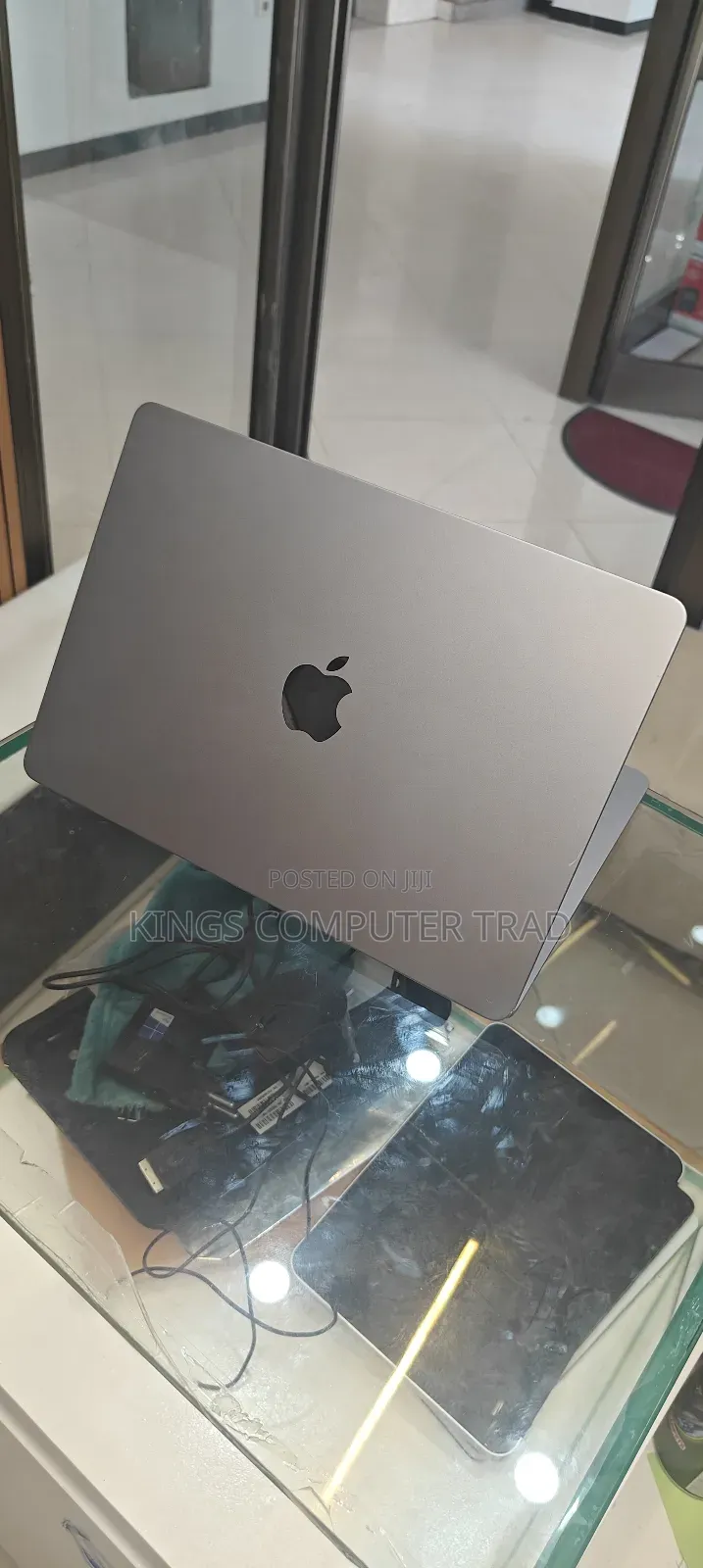 New Laptop Apple MacBook Air 8GB Intel Core M2 SSD 512GB