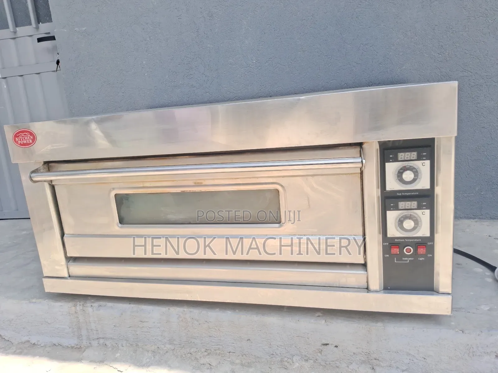 Pizza Oven