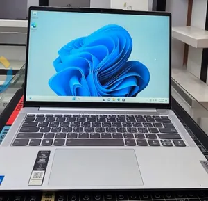 New Laptop Lenovo IdeaPad 1 16GB Intel Core i5 SSD 512GB