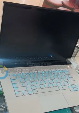 New Laptop Alienware Area-51m 8GB Intel Core i7 SSD 1T