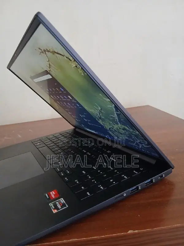 New Laptop LG Gram 15.6 16GB AMD Ryzen 5 SSD 512GB