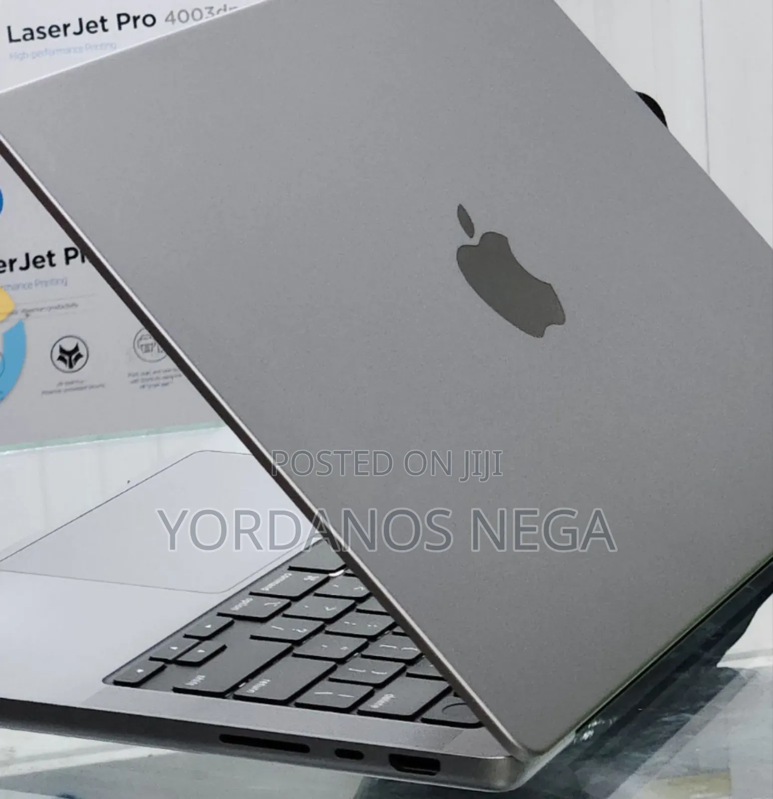 New Laptop Apple MacBook Pro M1 16GB Apple M1 Pro SSD 512GB