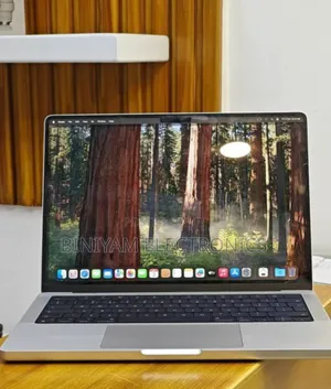 New Laptop Apple MacBook Pro M1 16GB Apple M1 Pro SSD 512GB