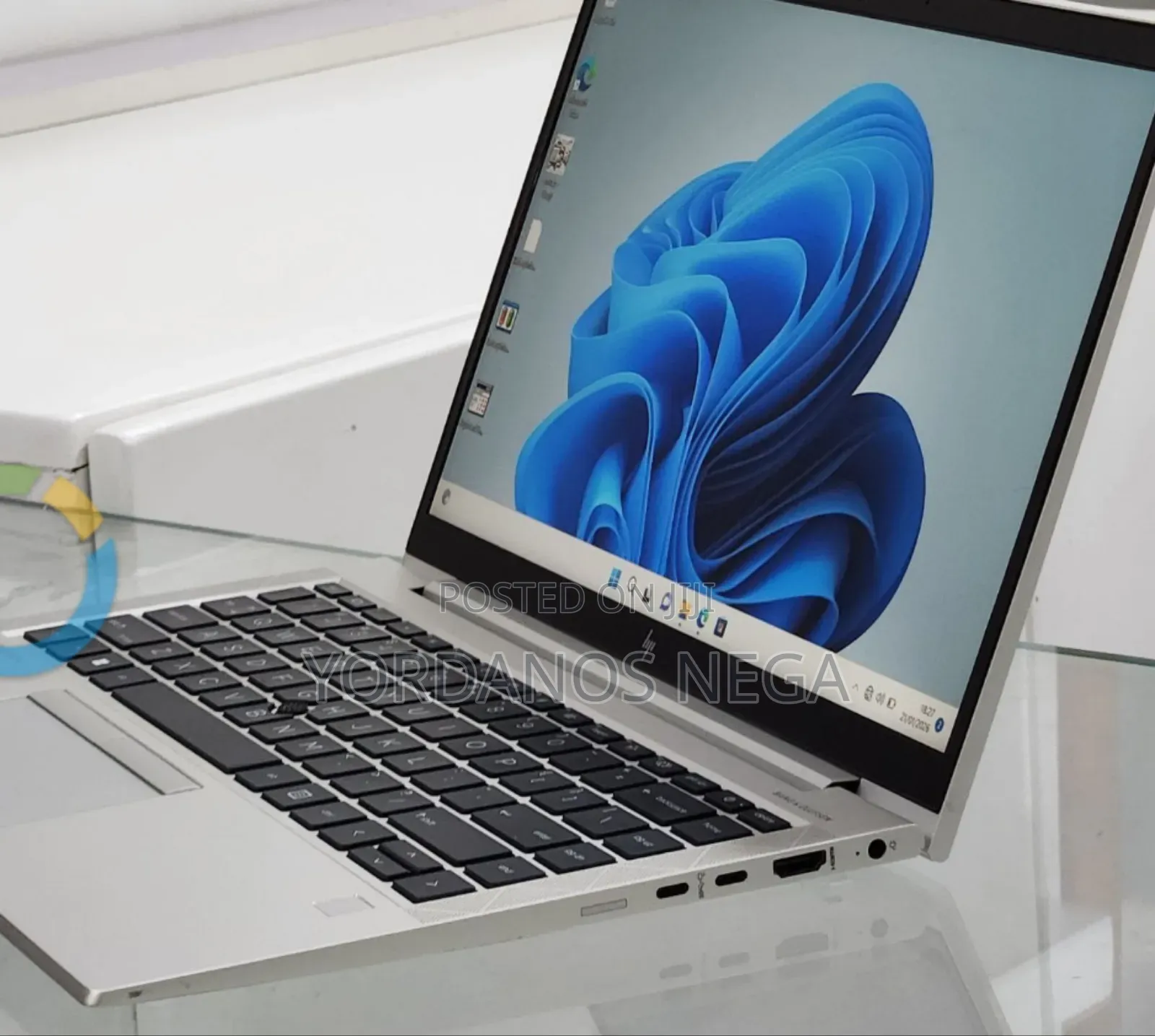 New Laptop HP EliteBook 840 G8 16GB AMD Ryzen 5 SSD 512GB