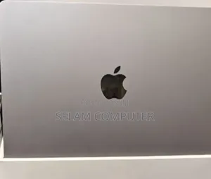New Laptop Apple MacBook Air 2022 M2 8GB Apple M2 SSD 512GB