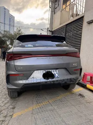 BYD E2 43 kWh 94 hp FWD 2024 Gray