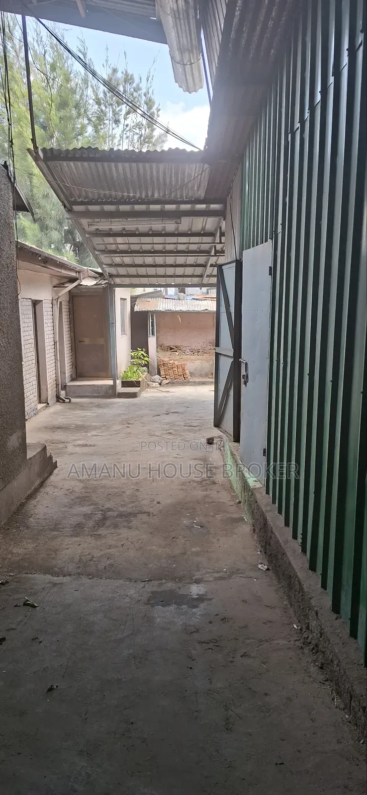 Werehouse on Rent Total Area 1,000sqm