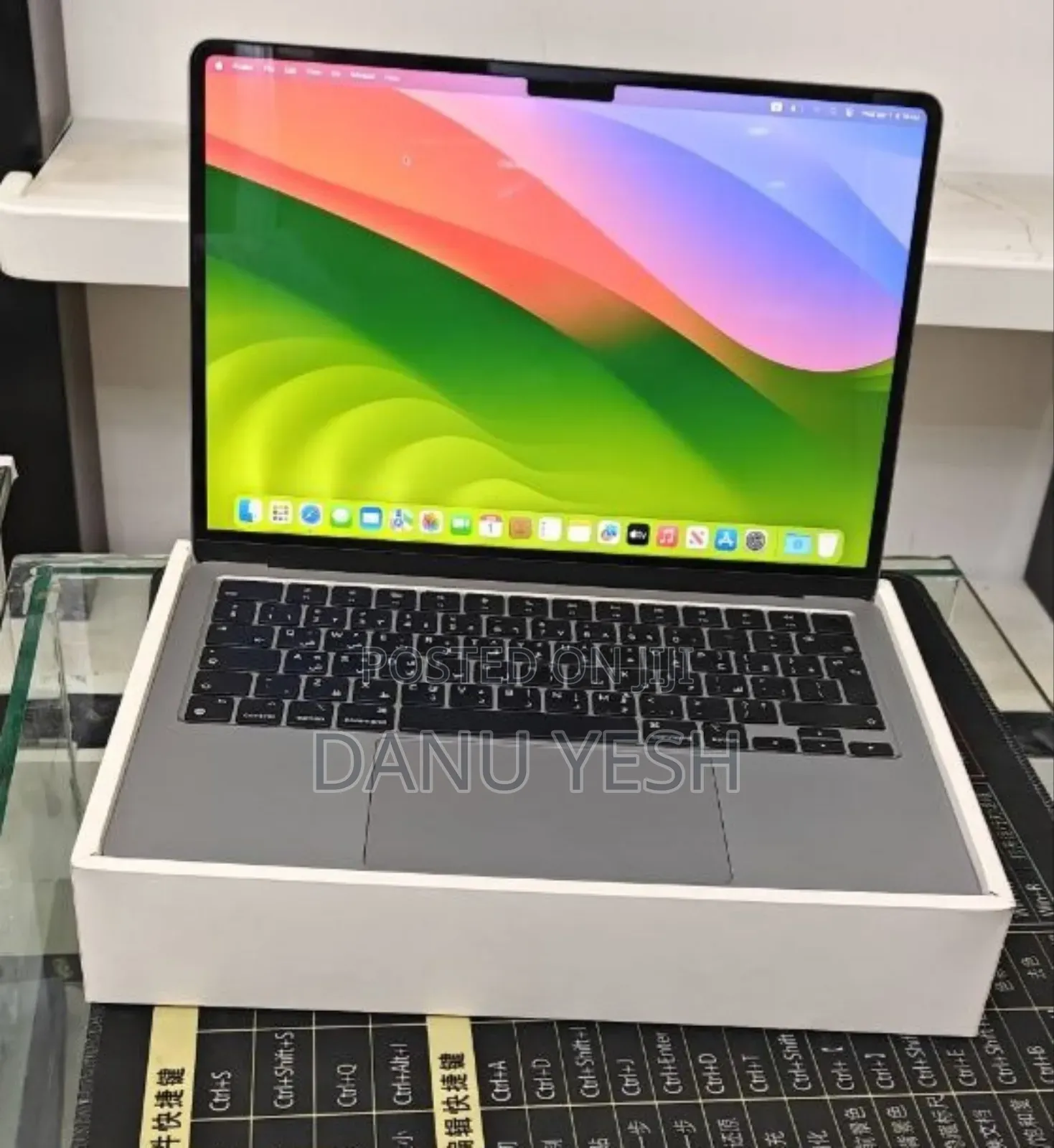 New Laptop Apple MacBook Air 8GB Apple M2 SSD 512GB
