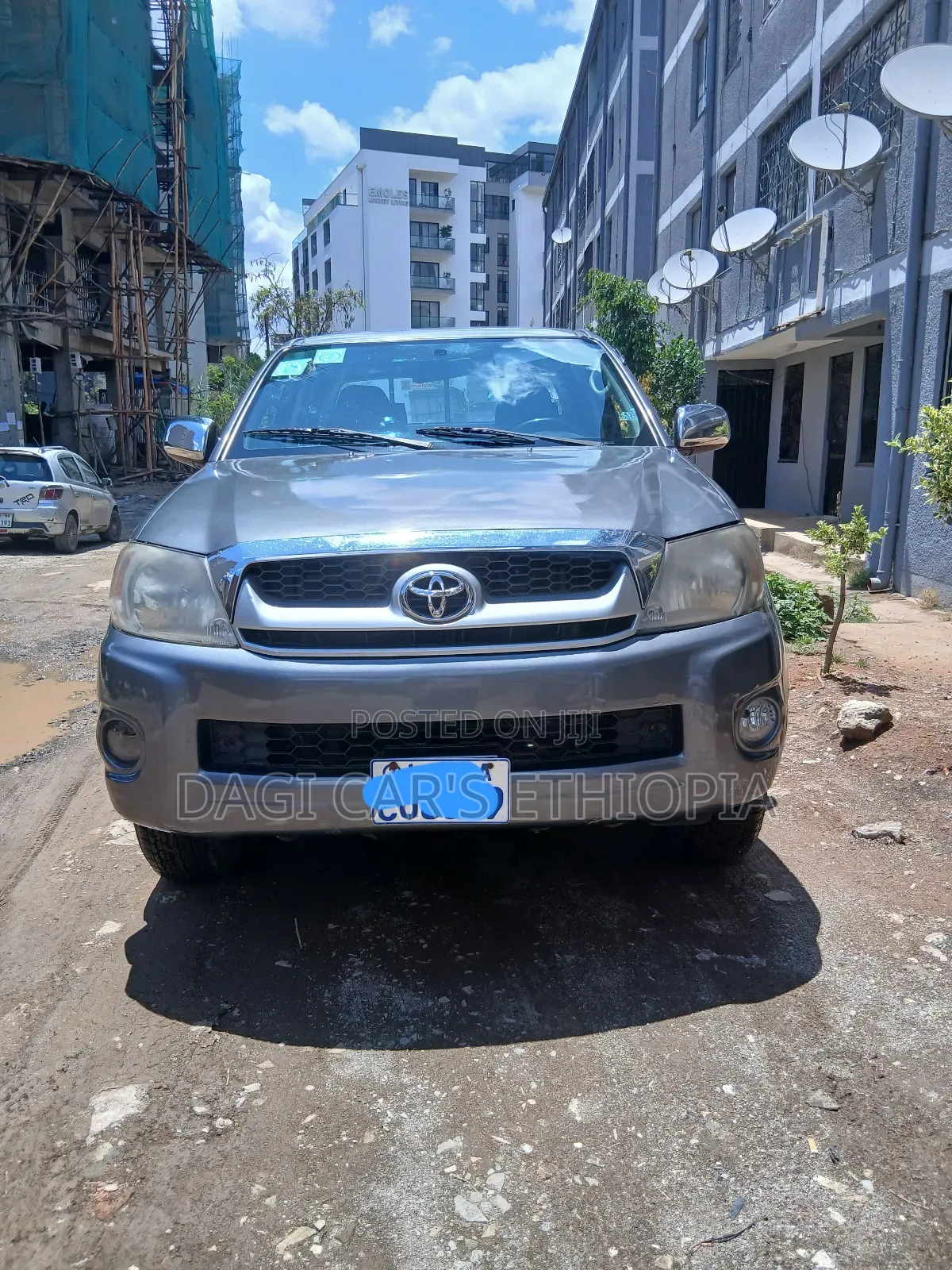 Toyota Hilux 2010 Gray