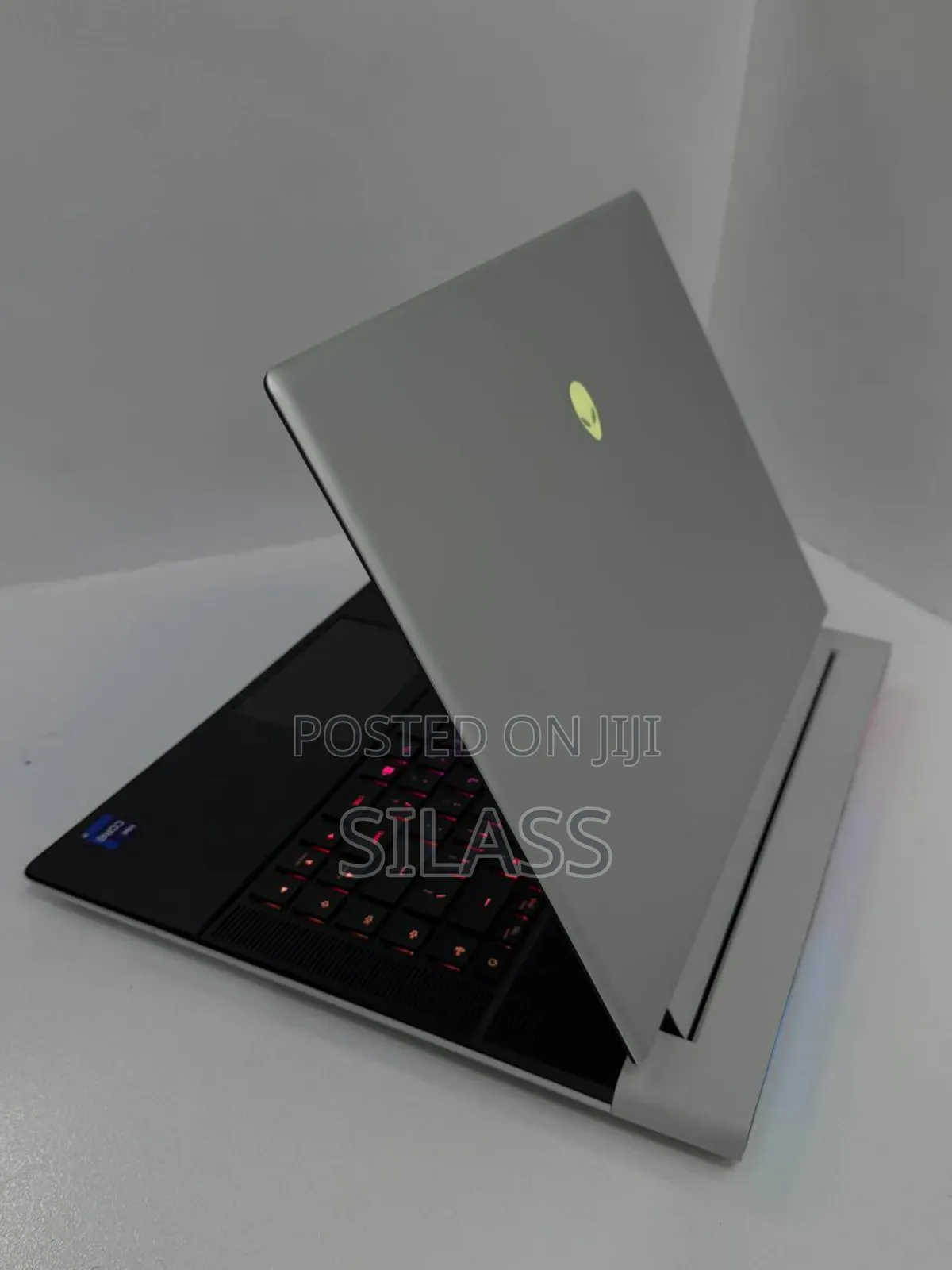 New Laptop Alienware M15 r3 32GB Intel Core i9 SSD 1T