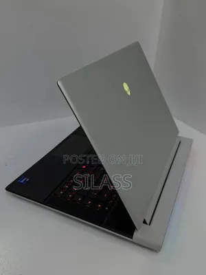 New Laptop Alienware M15 r3 32GB Intel Core i9 SSD 1T