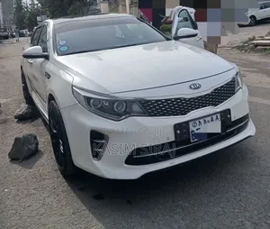 Kia K5 2.0 T-GDI 2017 White
