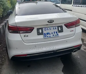 Kia K5 2.0 T-GDI 2017 White
