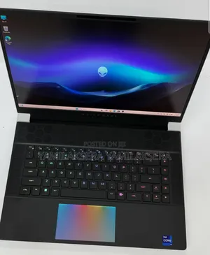 New Laptop Alienware M15 r3 32GB Intel Core i9 SSD 1T
