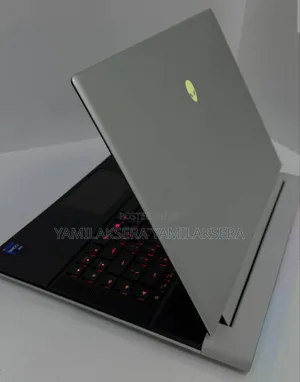 New Laptop Alienware M15 r3 32GB Intel Core i9 SSD 1T