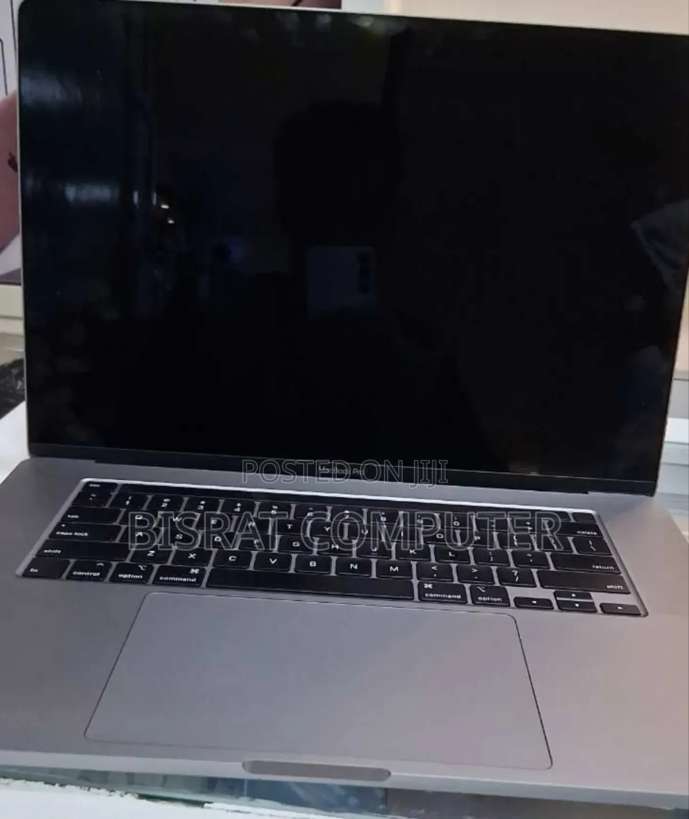 New Laptop Apple MacBook Pro 2019 32GB Intel Core i9 SSD 512GB