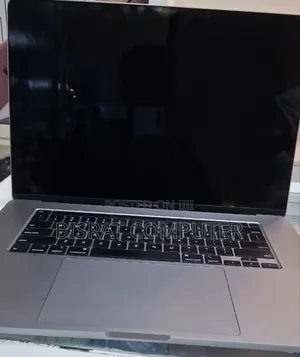 New Laptop Apple MacBook Pro 2019 32GB Intel Core i9 SSD 512GB