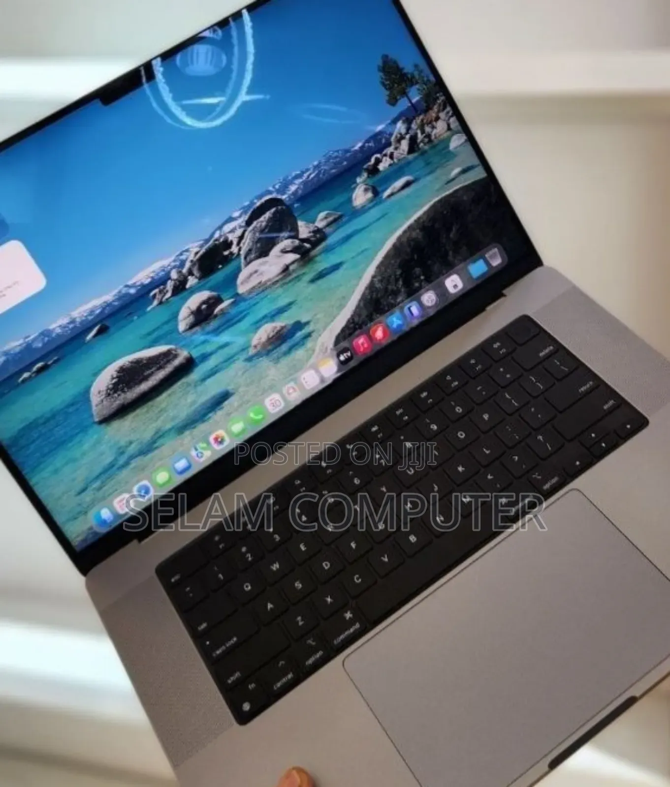 New Laptop Apple MacBook Pro M1 16GB Apple M1 Pro SSD 512GB
