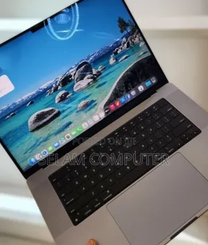 New Laptop Apple MacBook Pro M1 16GB Apple M1 Pro SSD 512GB