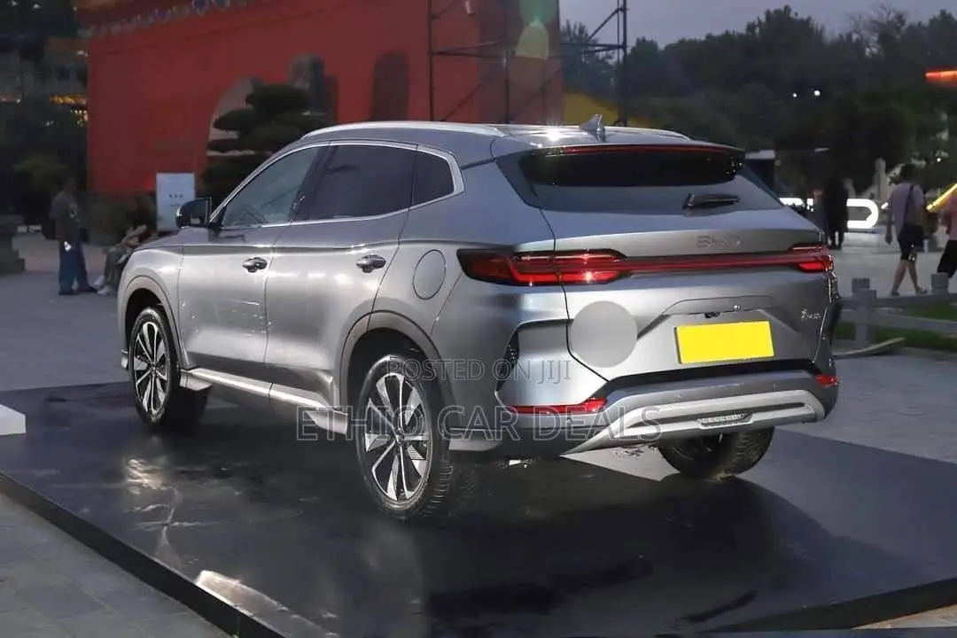 New BYD Song Plus 2024 Gray