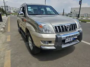 Toyota Land Cruiser Prado 2008 Gold