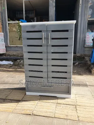 Shoe Rack, Chama Maskemecha