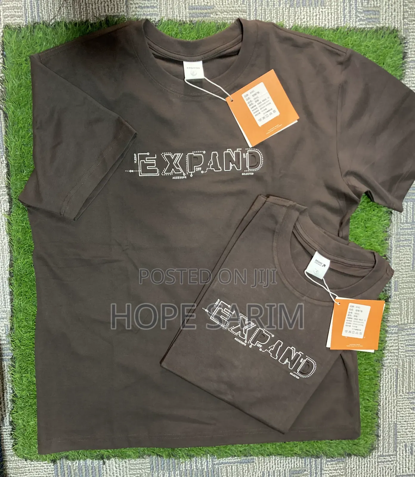 "Expand" ቲሸርቶች