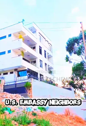 8bdrm House in Us Embassy, B+G+2, Gullele for sale