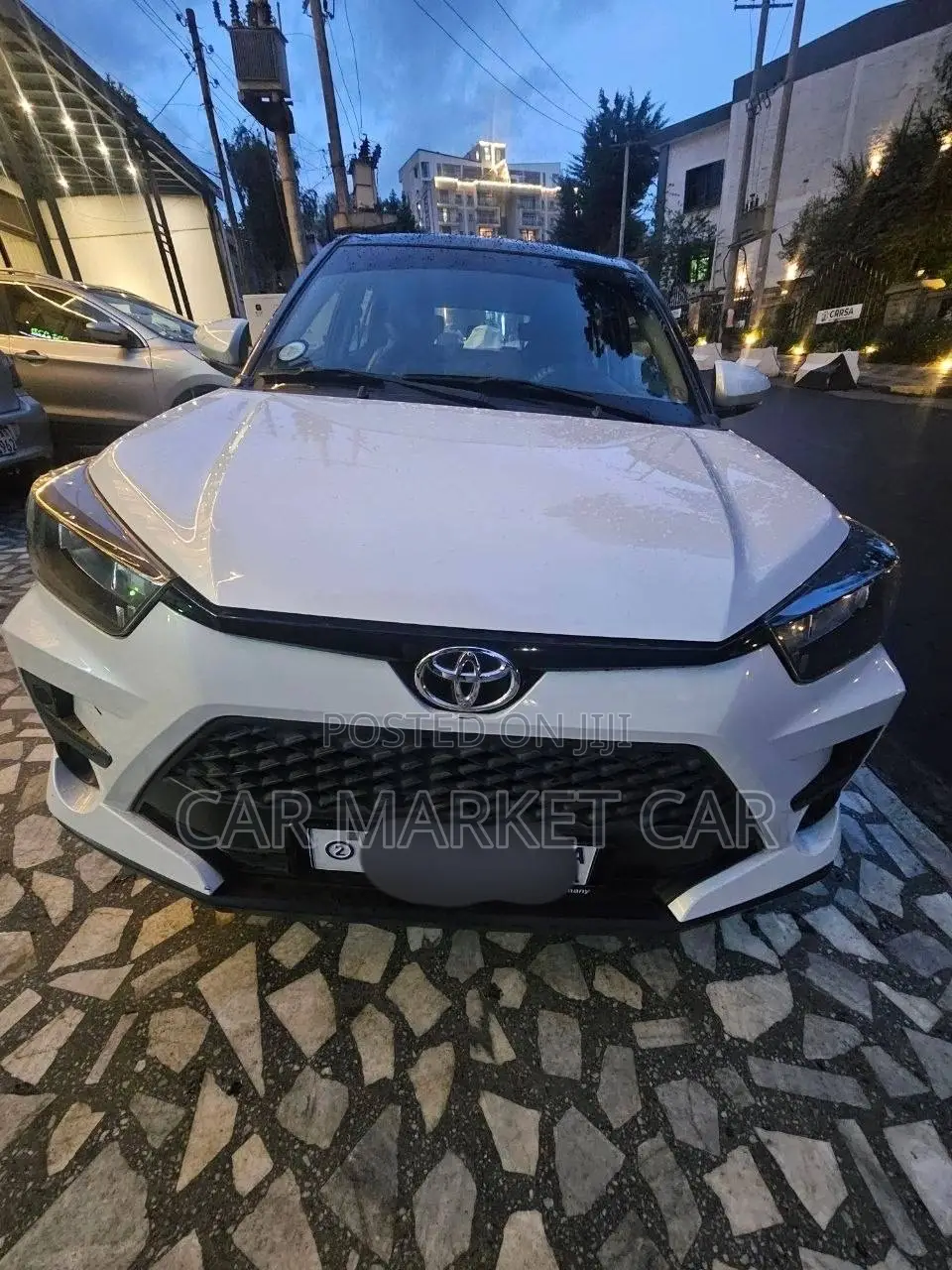Toyota Raize 1.0 AWD 2023 White