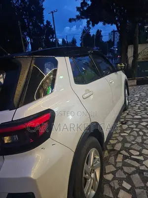 Toyota Raize 1.0 AWD 2023 White