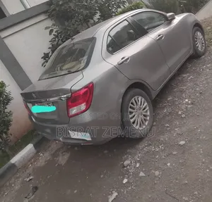 Suzuki Dzire 2022 Silver