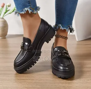 Comfortable Shoes for the Winter