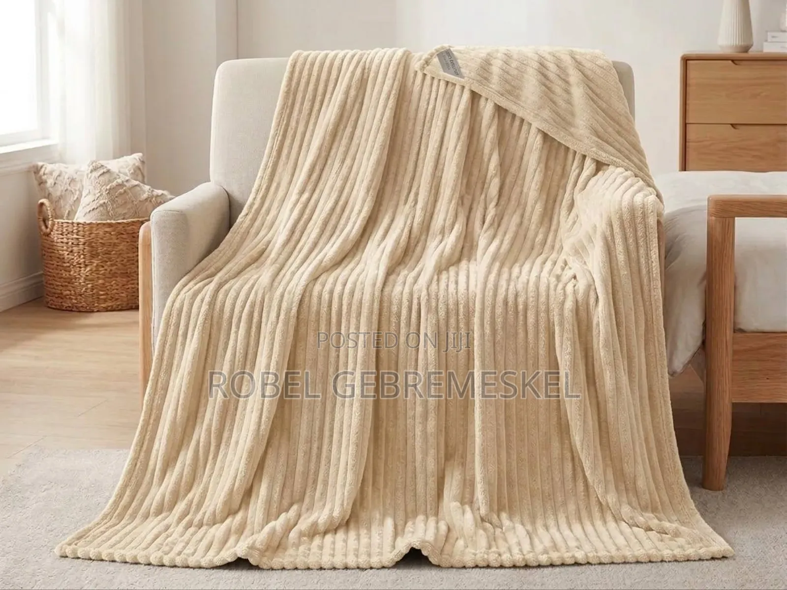 Sofa and Bed Cover ነጭ ጋቢ ለምኔ ሶፋ ላይ ቁጭ ሲሉ ትከሻ ላይ ጣል የሚደረግ