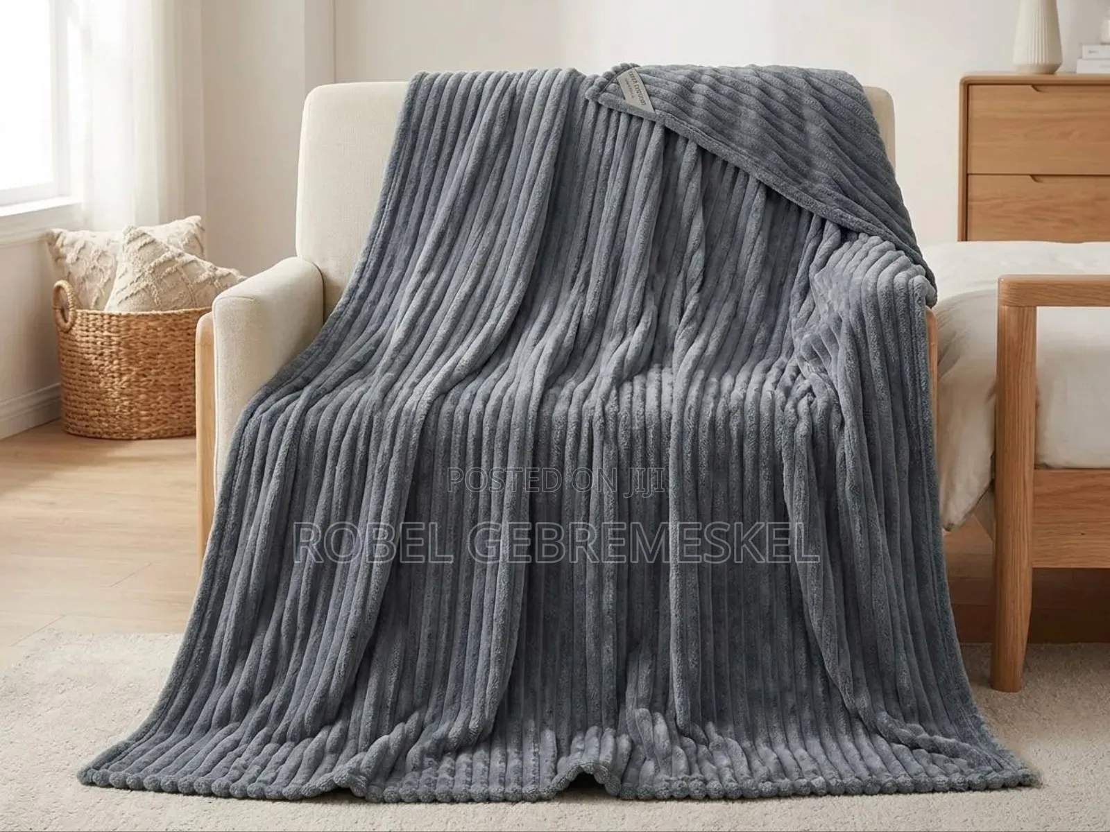 Sofa and Bed Cover ነጭ ጋቢ ለምኔ ሶፋ ላይ ቁጭ ሲሉ ትከሻ ላይ ጣል የሚደረግ