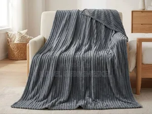 Sofa and Bed Cover ነጭ ጋቢ ለምኔ ሶፋ ላይ ቁጭ ሲሉ ትከሻ ላይ ጣል የሚደረግ