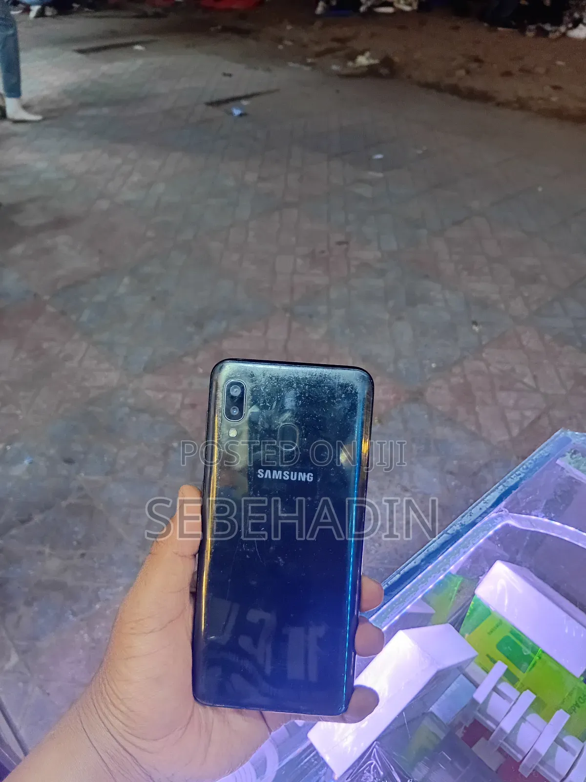 Samsung Galaxy A20 32 GB Black