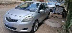 Toyota Belta 2009 Silver