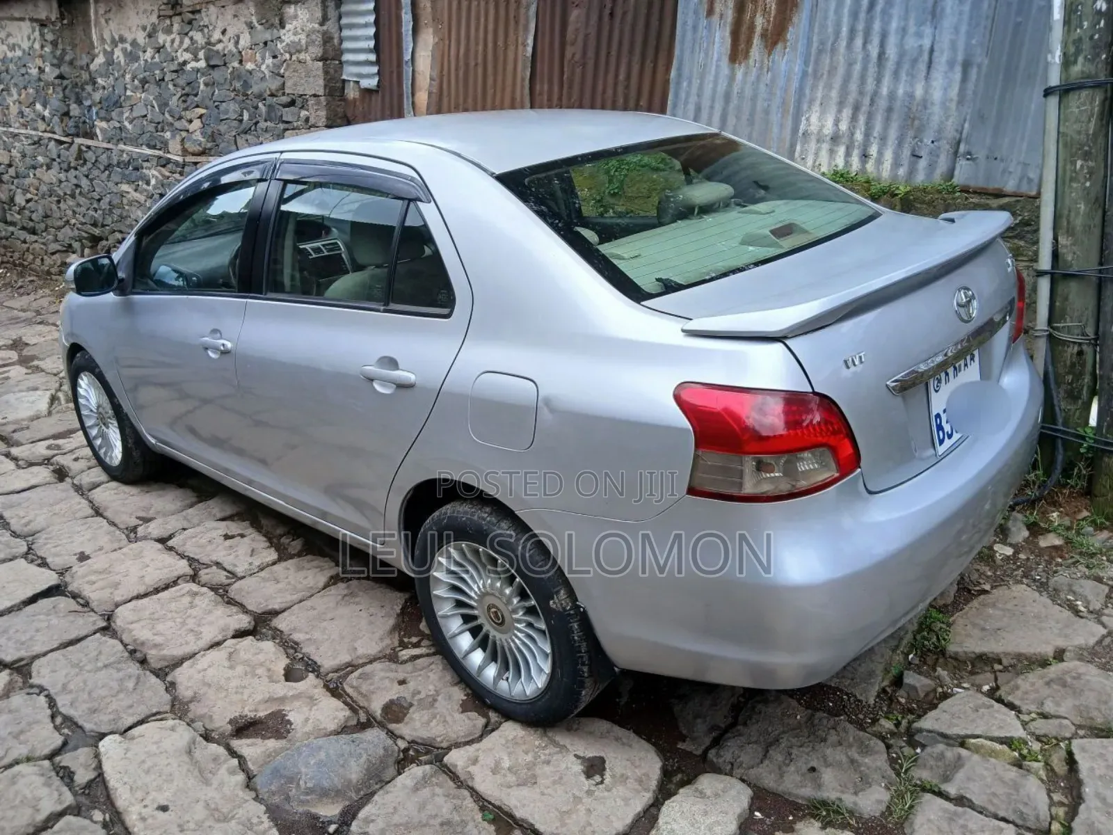 Toyota Belta 2009 Silver