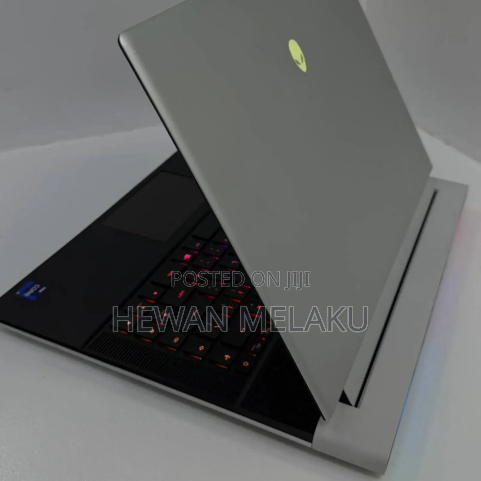 New Laptop Alienware M15 r3 32GB Intel Core i9 SSD 1T