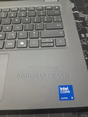 New Laptop Dell 16GB Intel Core Ultra 5 SSD 512GB
