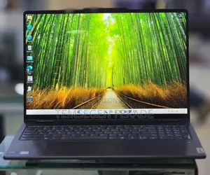 New Laptop Lenovo Yoga 7i 16GB Intel Core Ultra 7 SSD 1T