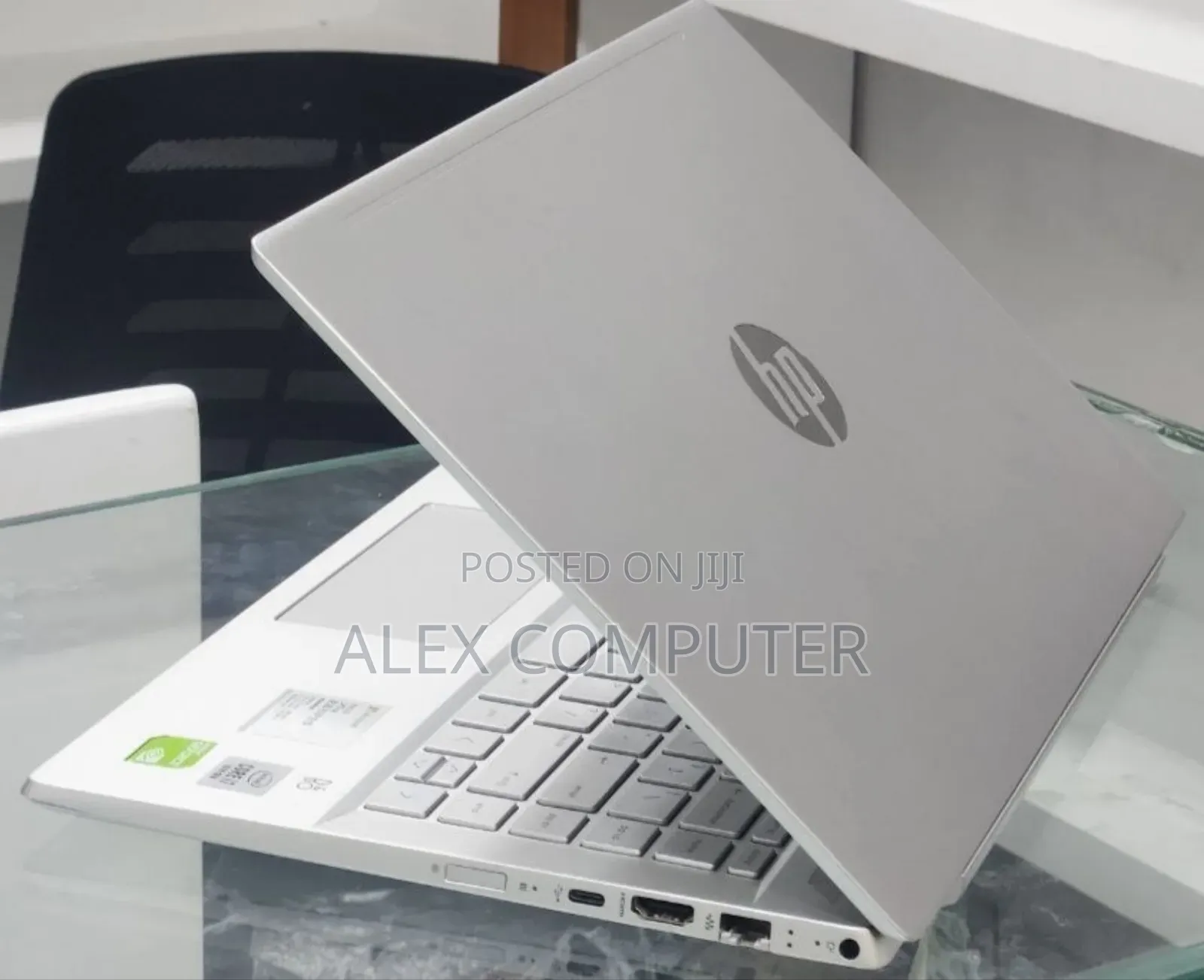 New Laptop HP Pavilion 14 8GB Intel Core i5 SSD 512GB