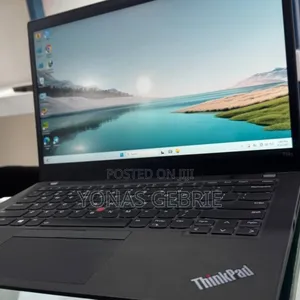 New Laptop Lenovo 8GB Intel Core i5 SSD 512GB