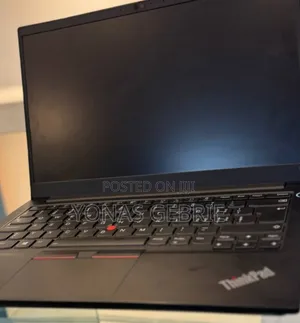 New Laptop Lenovo 8GB Intel Core i5 SSD 512GB