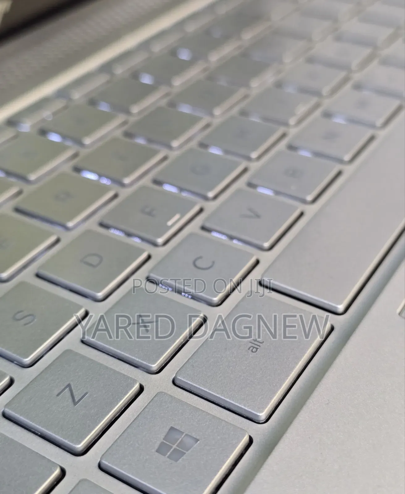 New Laptop HP 14-ep0063 16GB Intel Core i7 SSD 512GB