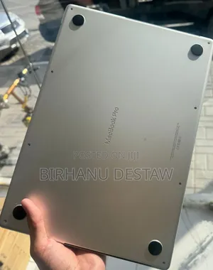 New Laptop Apple MacBook Pro M1 32GB Apple M1 SSD 1T