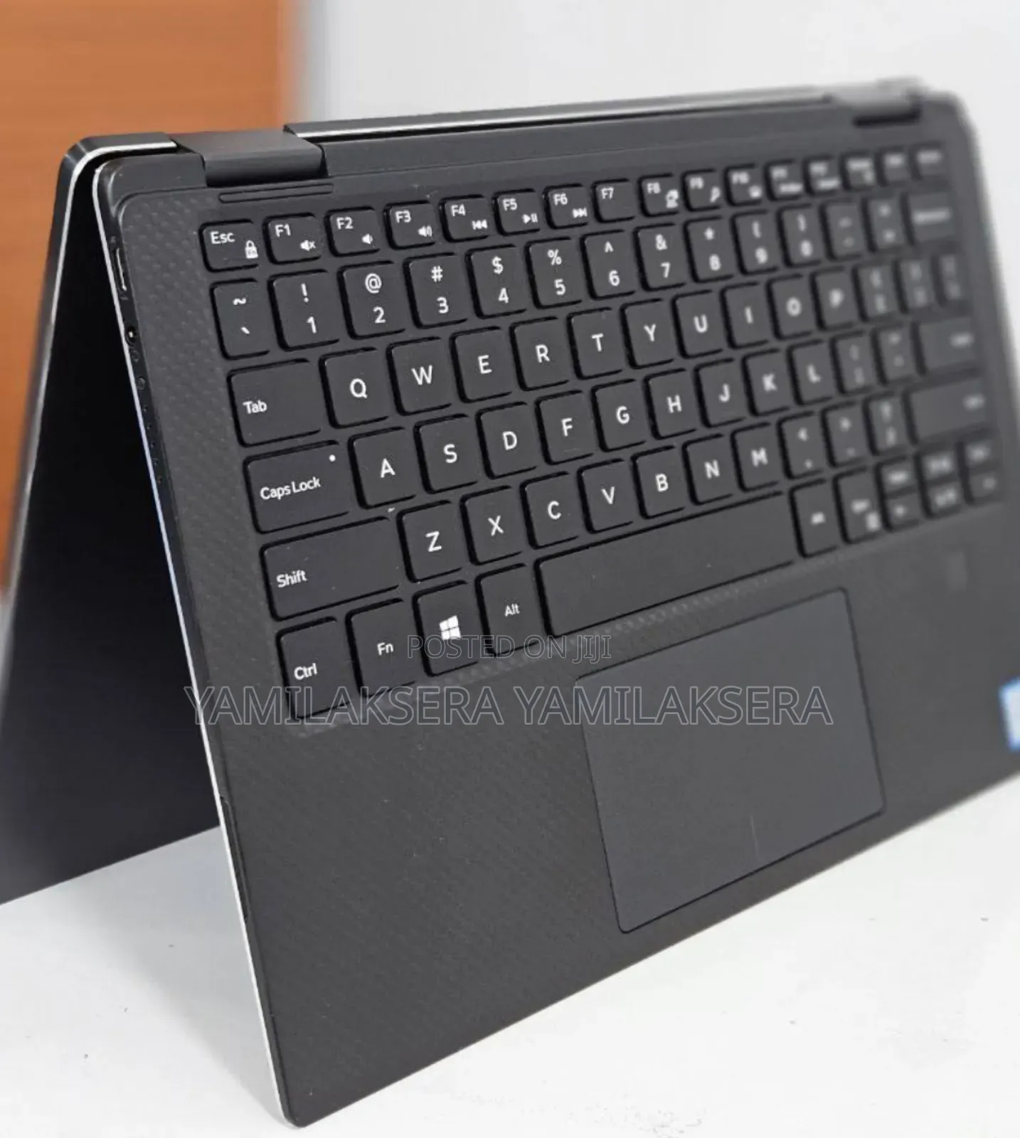 New Laptop Dell XPS 13 9365 8GB Intel Core i5 SSD 512GB